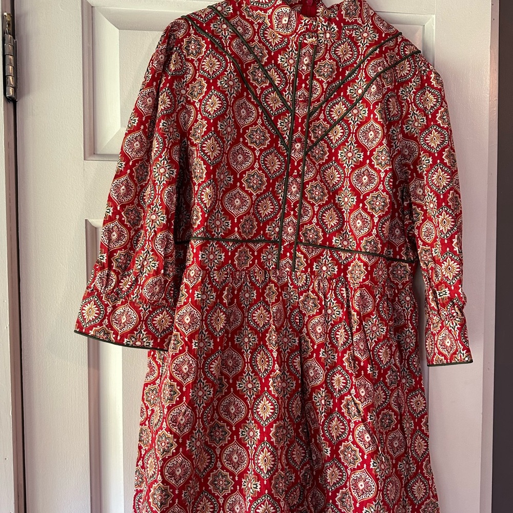Avara Leane dress